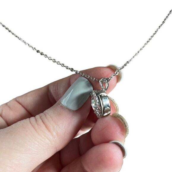 Swarovski Large Clear Round Crystal Pendant On Silver Chain Necklace - Picture 12 of 16